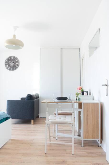 Le Citadin-T1-28M2-Pte Paris M7 Apartment Le Kremlin-Bicêtre Екстериор снимка